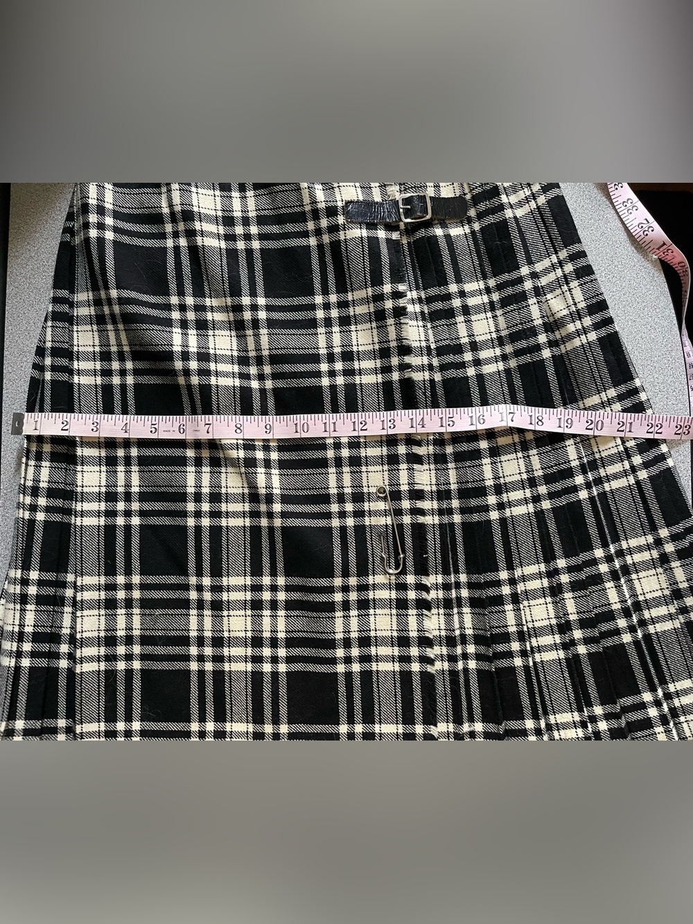Browns Of Bermuda Plaid Black & White Kilt Wrap Skirt - Picture 7 of 8